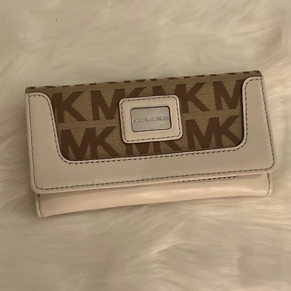 Michael Kors Tan and Cream Logo Wallet
